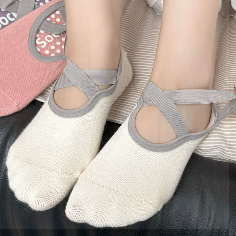 Professional Women Yoga Sock S - đánh giá và giá Yoga & Fitness With Denise